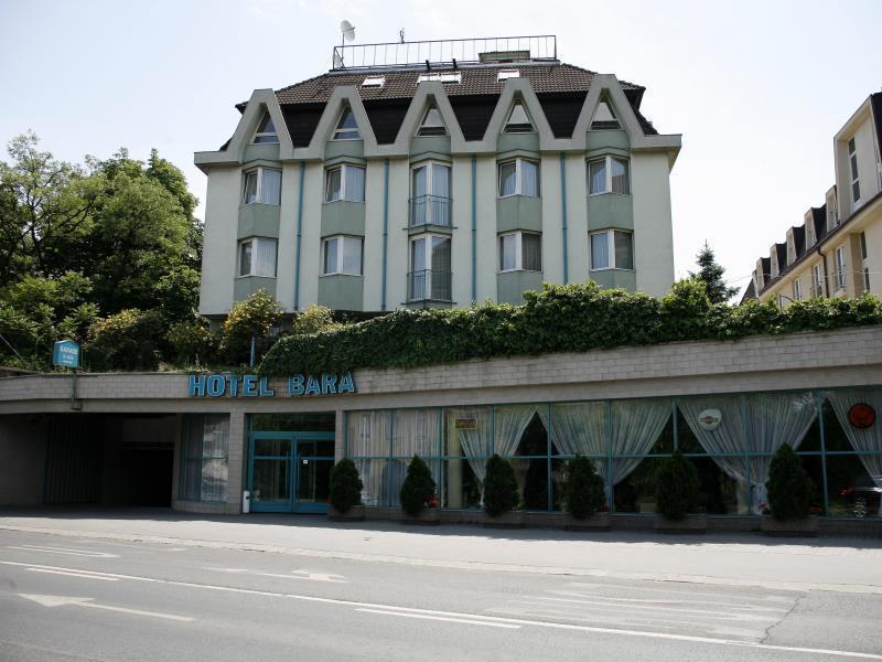Hotel Bara Gellert Budapeste Exterior foto